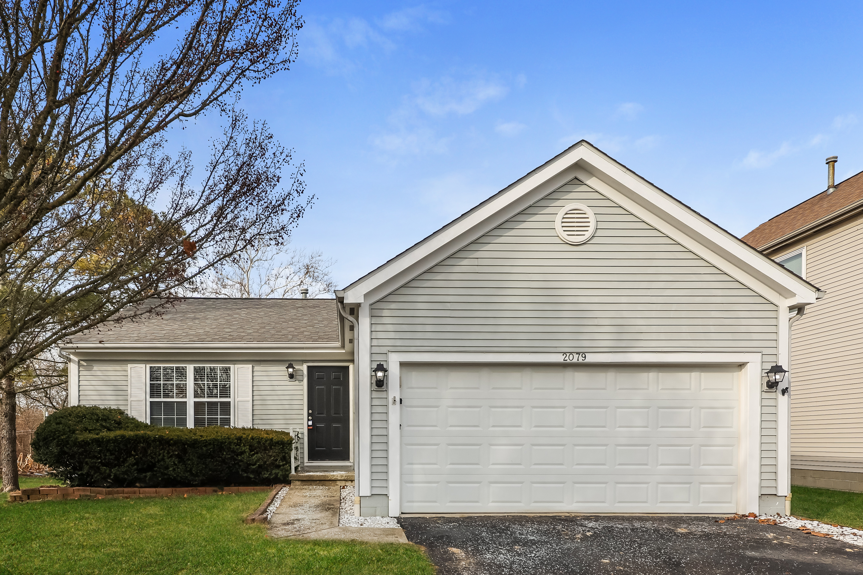 2079 QUEENS MEADOW LN GROVE CITY, OH 43123